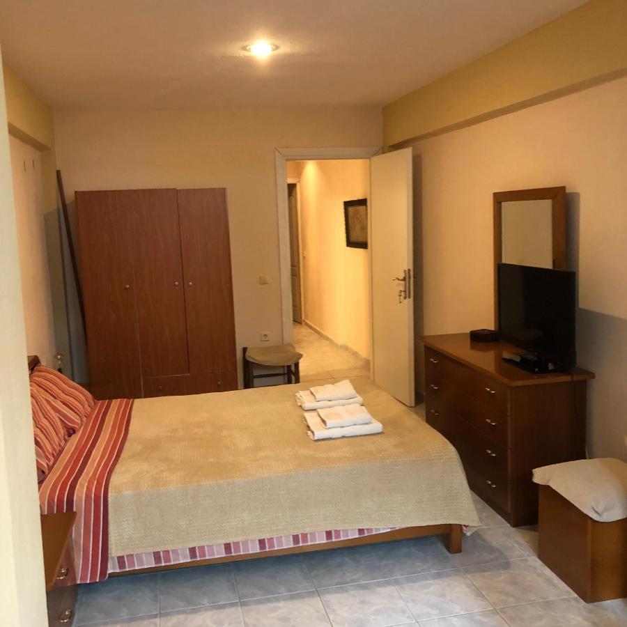 ゲラキニ Thomi'S House.ヴィラ エクステリア 写真