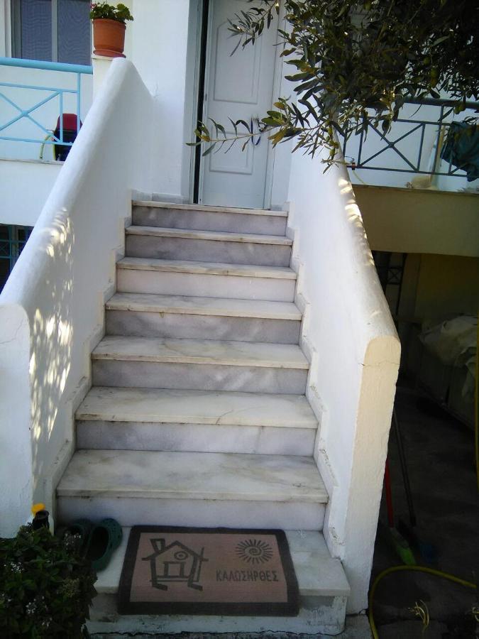ゲラキニ Thomi'S House.ヴィラ エクステリア 写真